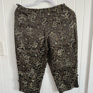 Black and Gold Patterned Capri Pants Asian oriental embroidered dragon